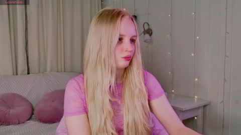 tinasiner online show from 04.16.26