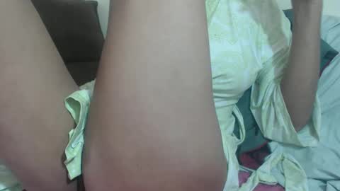 Snapshot of tinaxxxpetitexoxo chatting on 10.13.25 Tina online show from 10.13.25