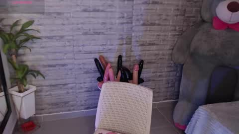 Tinna Goddess online show from 10.16.25