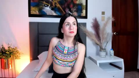 Tina Moon online show from 03.23.26