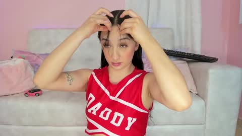 tiny_cora online show from 01.11.25
