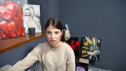 Snapshot of tiny_felicity chatting on 09.30.25 Gloria online show from 09.30.25