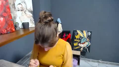 Snapshot of tiny_felicity chatting on 10.07.25 Gloria online show from 10.07.25