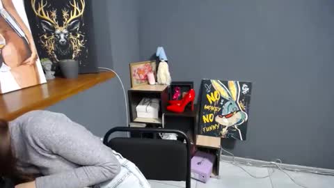 Snapshot of tiny_felicity chatting on 10.13.25 Gloria online show from 10.13.25