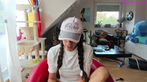 Tiny online show from 10.05.25