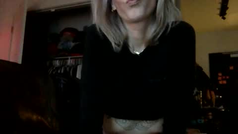 tinyandtatted420 online show from 01.12.26