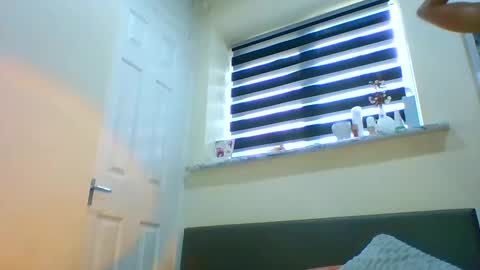 Tinyasian911718 sweetinyasian instagram online show from 01.13.25