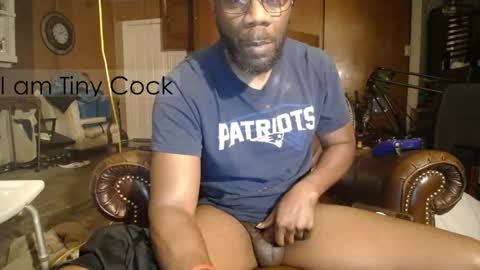 Snapshot of tinycock_1979 chatting on 05.18.26 tinycock_1979 online show from 05.18.26