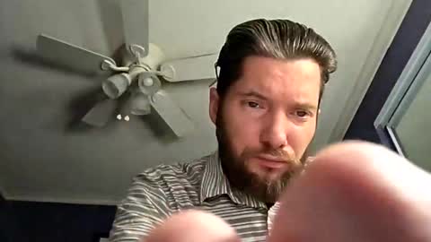 Snapshot of tinyguynicecock chatting on 05.17.26 tinyguynicecock online show from 05.17.26
