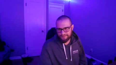 Snapshot of tippertonight chatting on 12.18.24 tippertonight online show from 12.18.24