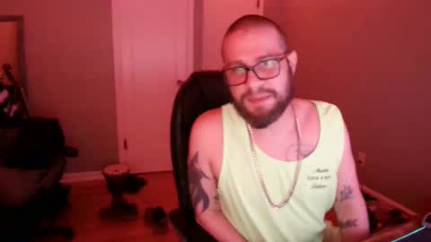 Snapshot of tippertonight chatting on 12.19.24 tippertonight online show from 12.19.24