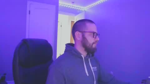 Snapshot of tippertonight chatting on 12.27.24 tippertonight online show from 12.27.24