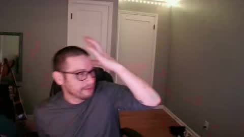 Snapshot of tippertonight chatting on 01.08.25 tippertonight online show from 01.08.25