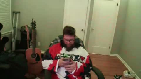 Snapshot of tippertonight chatting on 10.25.25 tippertonight online show from 10.25.25