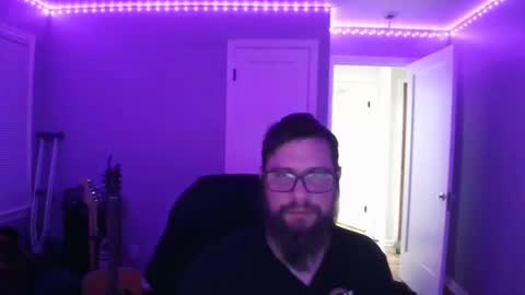 Snapshot of tippertonight chatting on 11.05.25 tippertonight online show from 11.05.25