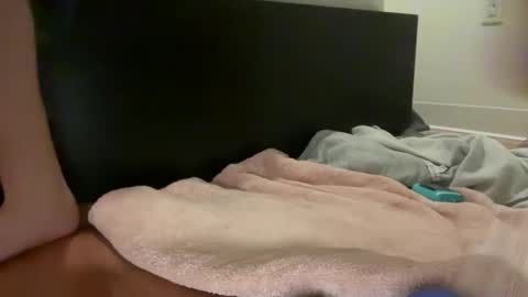 Snapshot of tippt chatting on 11.16.25 tippt online show from 11.16.25