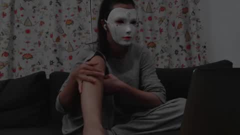 Snapshot of tipsytinkerbell chatting on 04.26.26 Tinks online show from 04.26.26