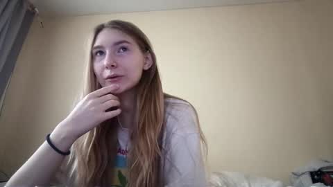 Snapshot of tishabhagat chatting on 11.05.25 Hi Im Carry 18 years old online show from 11.05.25