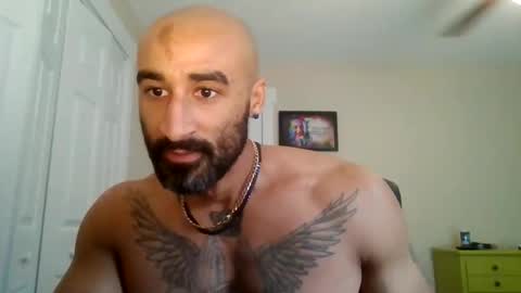 Snapshot of titanfit101 chatting on 11.07.25 Titan online show from 11.07.25