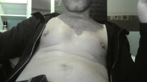 Snapshot of titfred54380 chatting on 01.12.25 frederic online show from 01.12.25