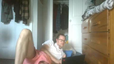 Snapshot of titlovercums chatting on 06.18.26 titlovercums online show from 06.18.26