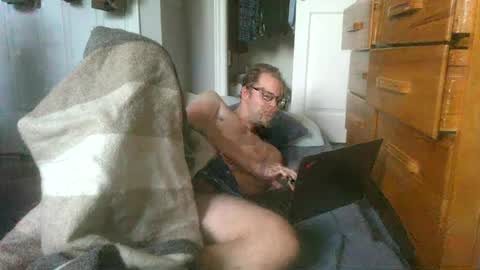 Snapshot of titlovercums chatting on 06.23.26 titlovercums online show from 06.23.26