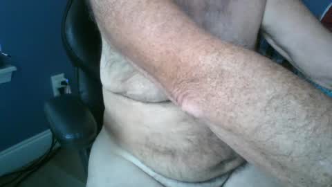 Snapshot of titman98 chatting on 10.29.25 titman98 online show from 10.29.25