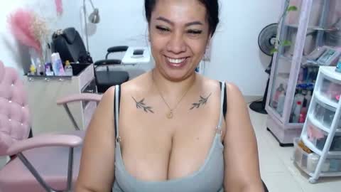 Snapshot of titsbiglovers chatting on 06.05.26 DIVA online show from 06.05.26