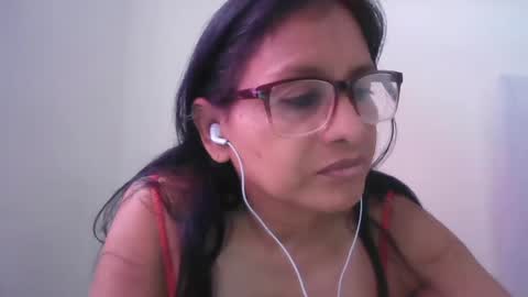Ester online show from 01.30.25