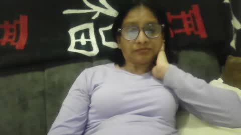 Ester online show from 09.25.25