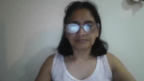 Snapshot of titssmall123 chatting on 11.30.25 Ester online show from 11.30.25