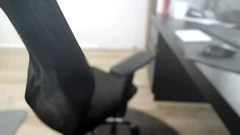 titsthebest online show from 10.13.25