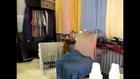 Snapshot of tittkiss chatting on 10.25.25 liebe es mich nackt vor der cam zu zeigen online show from 10.25.25