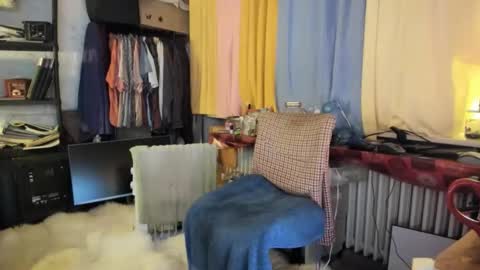 Snapshot of tittkiss chatting on 11.08.25 liebe es mich nackt vor der cam zu zeigen online show from 11.08.25