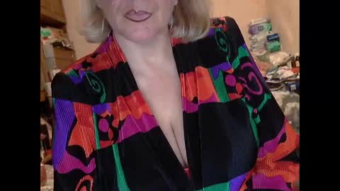 Snapshot of tittylina chatting on 11.05.25 tittylina online show from 11.05.25