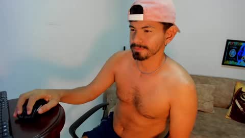Snapshot of tj_detwailer chatting on 12.14.24 tj_detwailer online show from 12.14.24