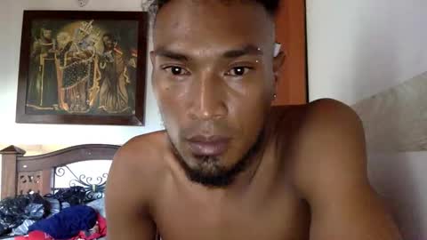 Snapshot of tnptlhvgyqcy chatting on 11.01.25 DESTROY.S online show from 11.01.25