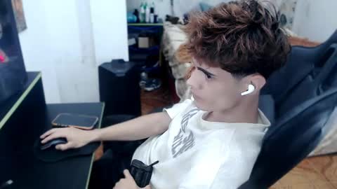 David online show from 04.18.26