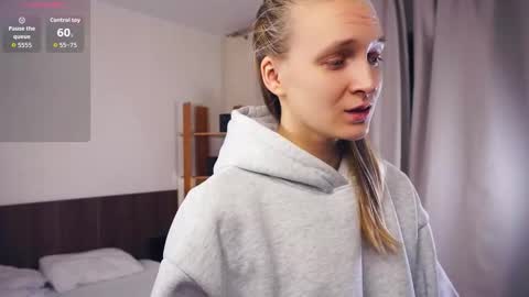 Mary online show from 12.05.25