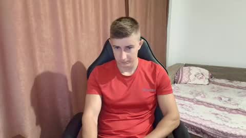 todhorny987 online show from 02.24.25