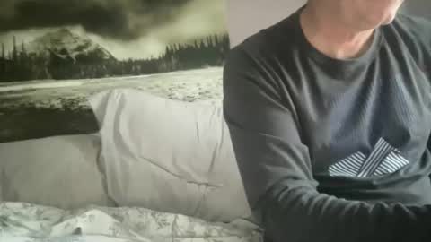 Joshua1983 online show from 10.21.25