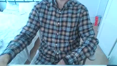 Snapshot of toja112 chatting on 01.03.25 Martin online show from 01.03.25