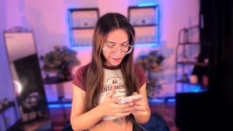 Snapshot of tokkyo__ chatting on 10.21.25 tokkyo__ online show from 10.21.25