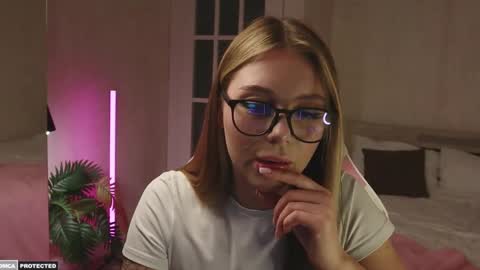 tokyo_n online show from 01.22.25