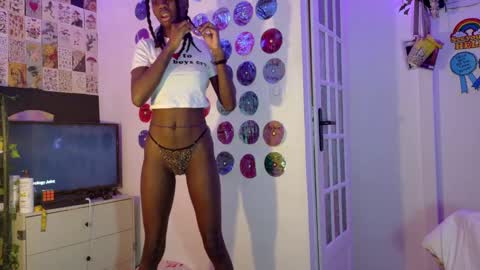 Snapshot of tokyo_wld chatting on 01.16.25 Athena Fantasy online show from 01.16.25