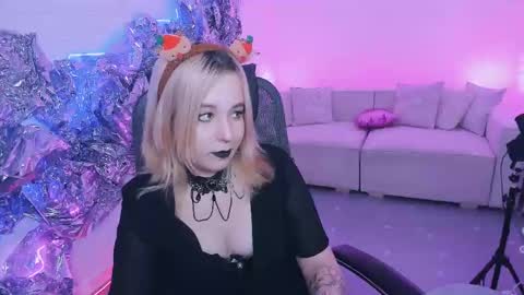 Tolli Moll online show from 12.11.24