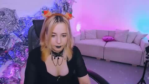 Tolli Moll online show from 12.11.24