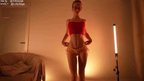 Snapshot of tollysage chatting on 09.28.25 Sage. TG channel online show from 09.28.25