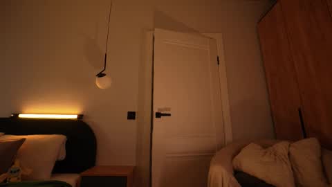 Snapshot of tollysage chatting on 11.04.25 Sage. TG channel online show from 11.04.25