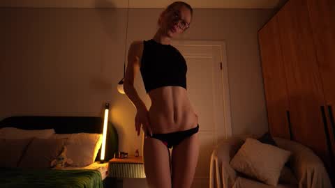 Snapshot of tollysage chatting on 11.07.25 Sage. TG channel online show from 11.07.25